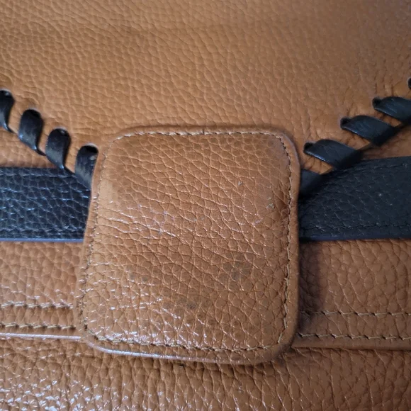 B-Low the belt Bag / wristlet. - Picture 8 of 8